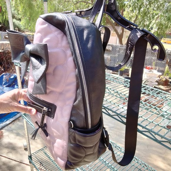 BETSEY JOHNSON Backpack Black Bowtie Mauve Front Used Quilted Hearts - Picture 7 of 15